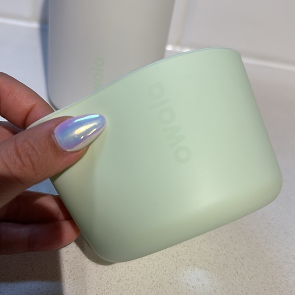 Owala FreeSip Insulated Stainless Steel Water Bottle 40oz - Picture 2 of 3